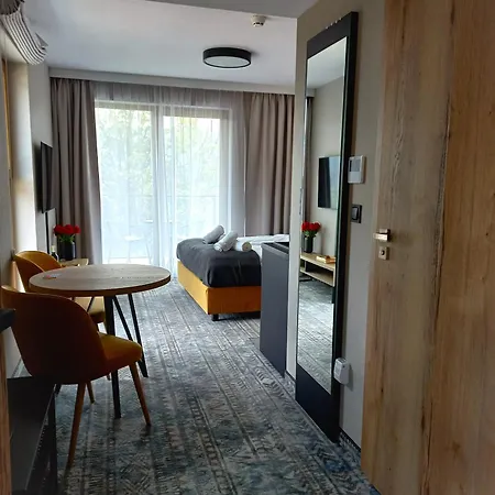 Komfortowy Z Widokiem Na Gory Z Sauna Oraz Basenem Zloty Horyzont 아파트 *