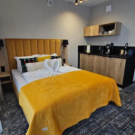 Komfortowy Z Widokiem Na Gory Z Sauna Oraz Basenem Zloty Horyzont 아파트